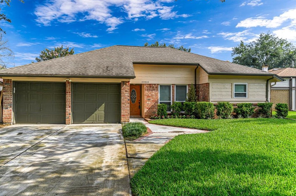 22010 Grand Forks Dr, Katy, TX 77450-3843