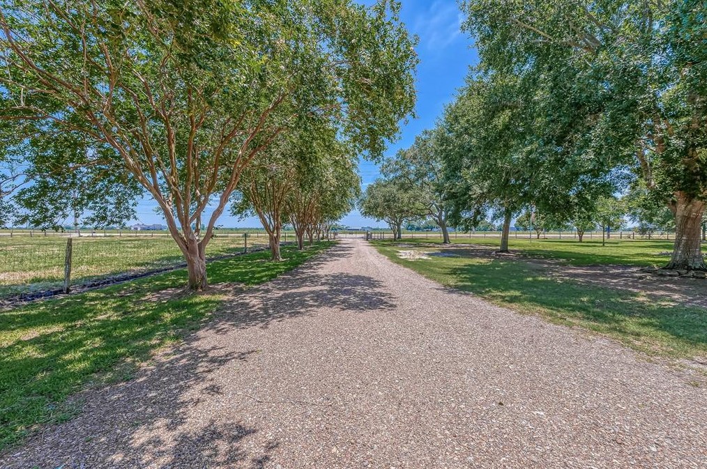 9834 Old Needville Fairchild Rd, Needville, TX 77461-9058