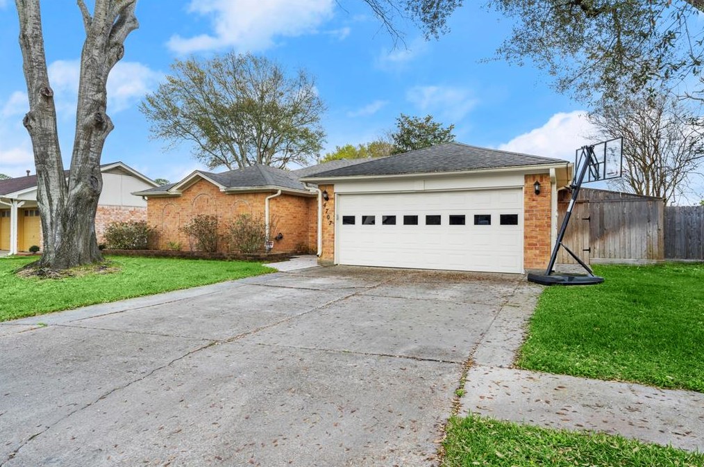 4707 Postwood Ct, Spring, TX 77388-4979