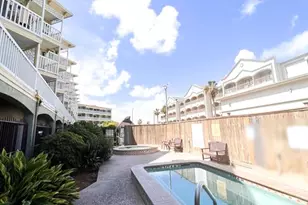 6300 Seawall Blvd, Galveston, TX 77551 - Photo 36
