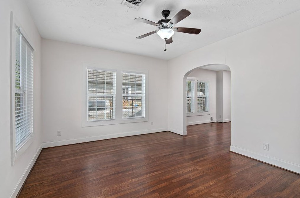 2812 Elser St, Houston TX  77009-6920 exterior