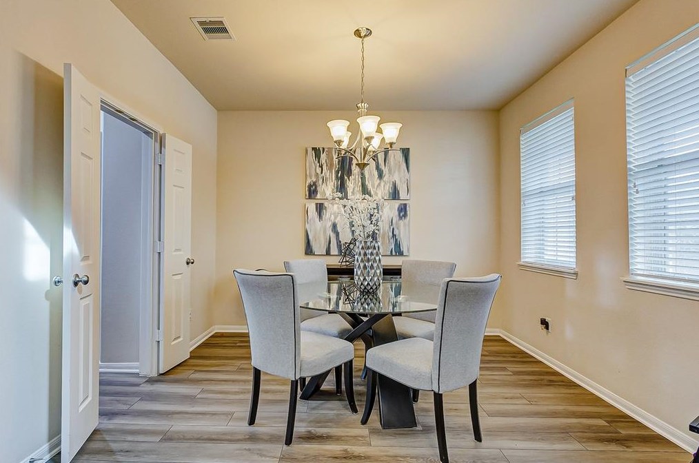 2906 Cedar Hill Ct, Pearland, TX 77584