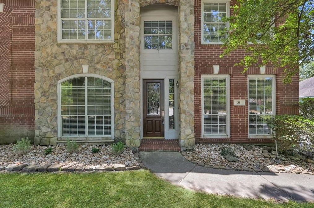 31 Downy Willow Cir, Spring TX  77382-6003 exterior