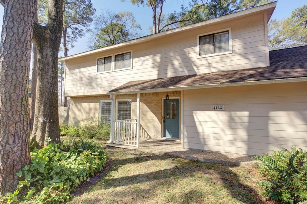4488 W Cypress Villas Dr, Spring, TX 77379
