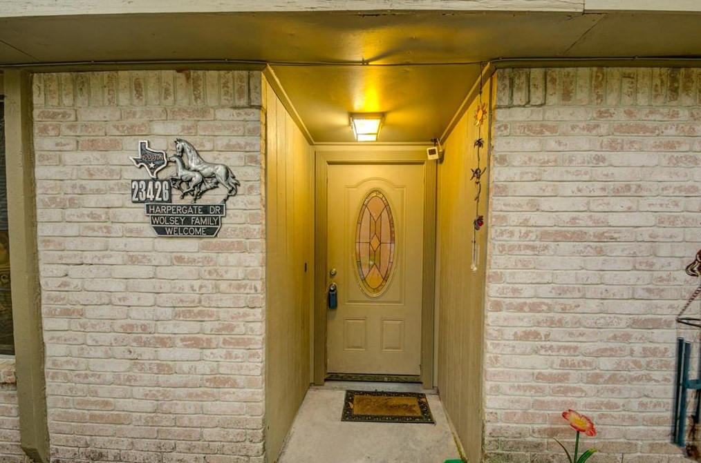 23426 Harpergate Dr, Spring TX  77373-6715 exterior