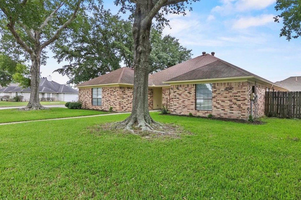 5390 Timberline Ln, Beaumont, TX 77706-7343