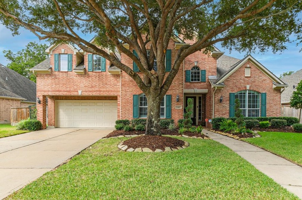 20803 Winston Lake Dr, Richmond, TX 77406
