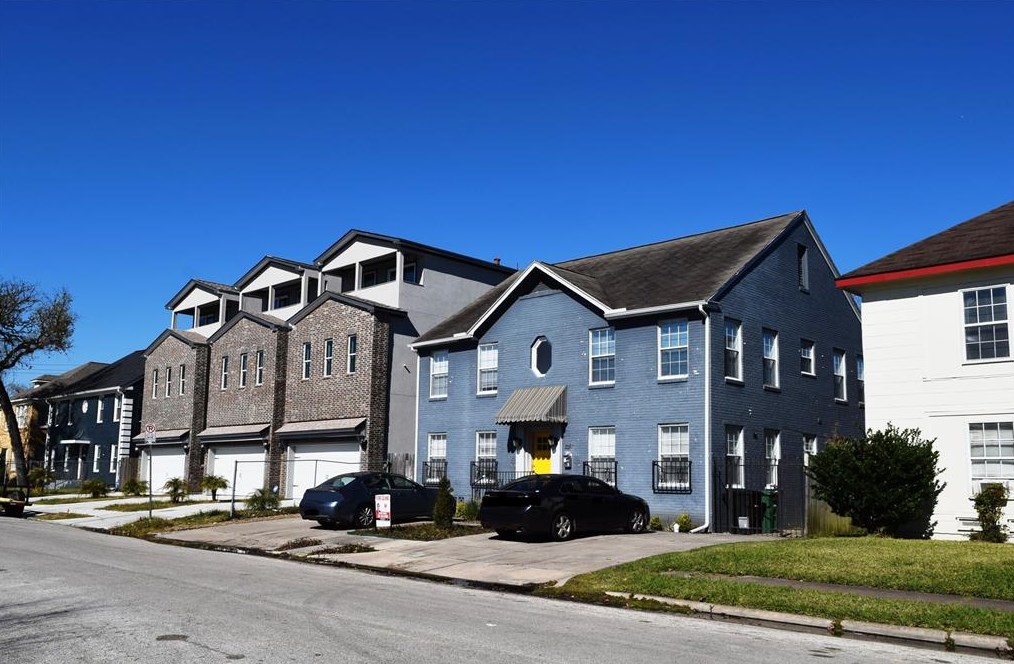 2817 Wichita St #2, Houston, TX 77004