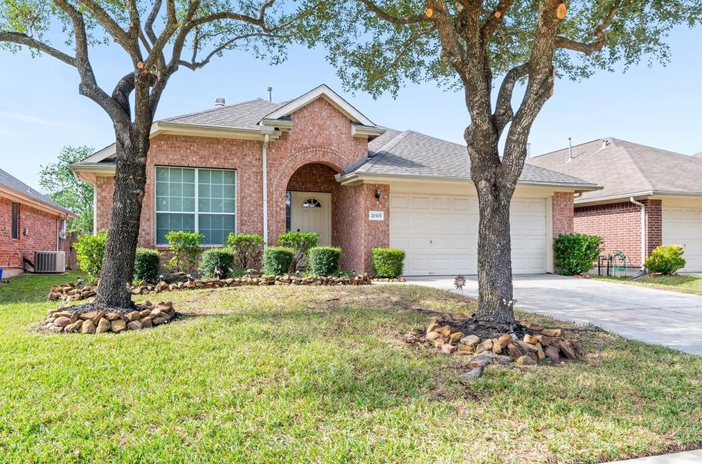 21515 Pepperberry Trl, Spring, TX 77388