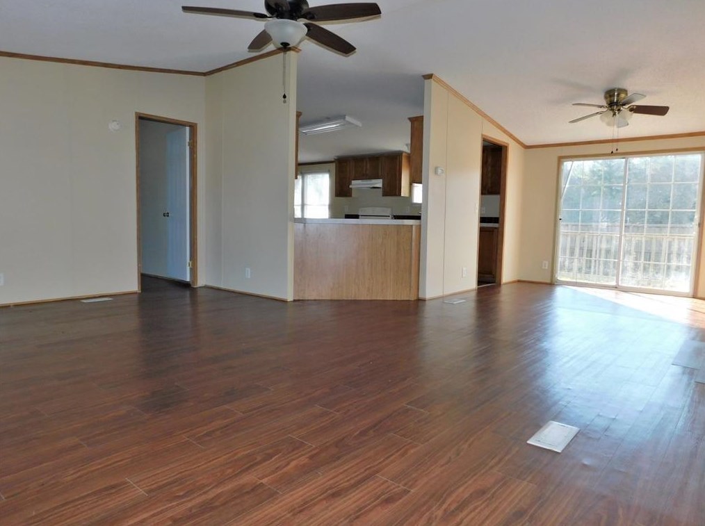 16432 Hill Country Dr, Conroe, TX 77302