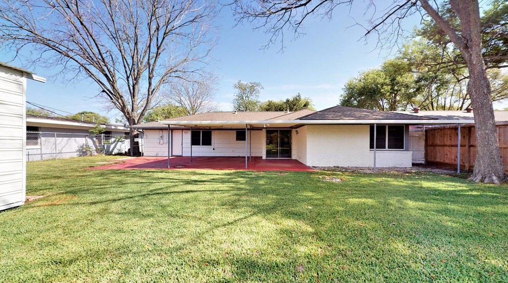 5523 Airport Blvd, Houston, TX 77035-4309