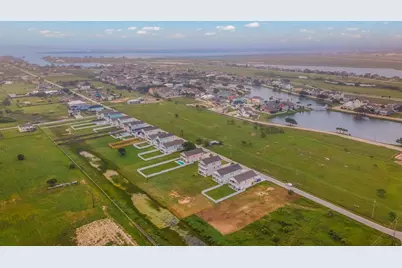 2445 103rd Street, Galveston, TX 77554 - Photo 8