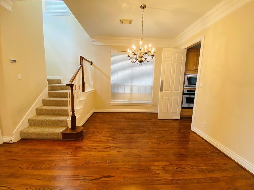 3214 Pemberton Circle Dr, Houston, TX 77025