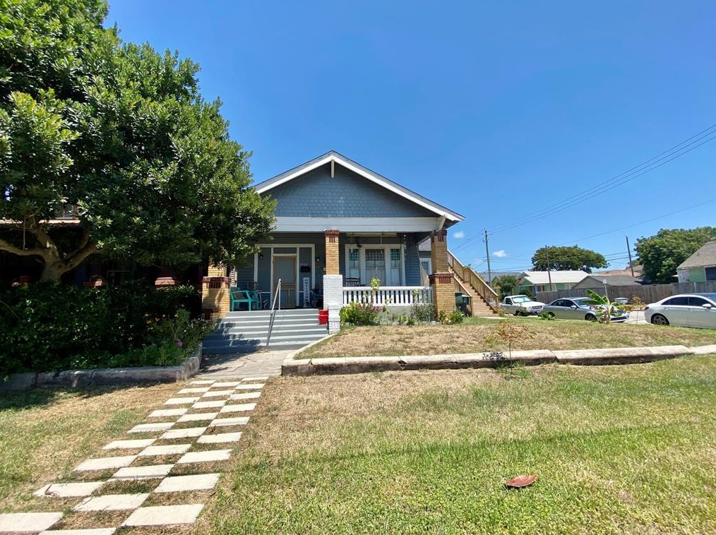 3102 Avenue R, Galveston, TX 77550