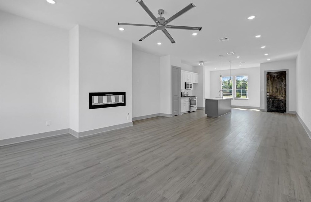 4605 Brinkley St, Houston, TX 77051-2803