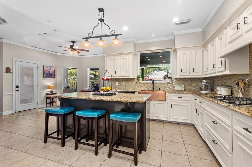 17711 Dove Tree Ln, Spring TX exterior