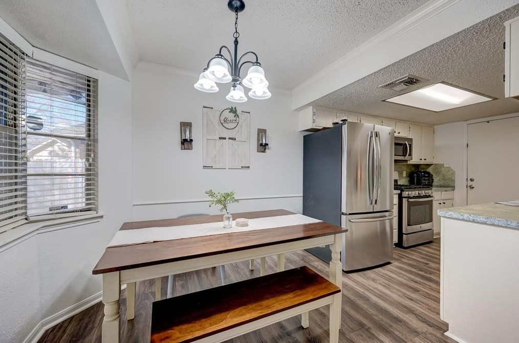 13123 Winding Wood Dr, Houston TX  77038-1742 exterior