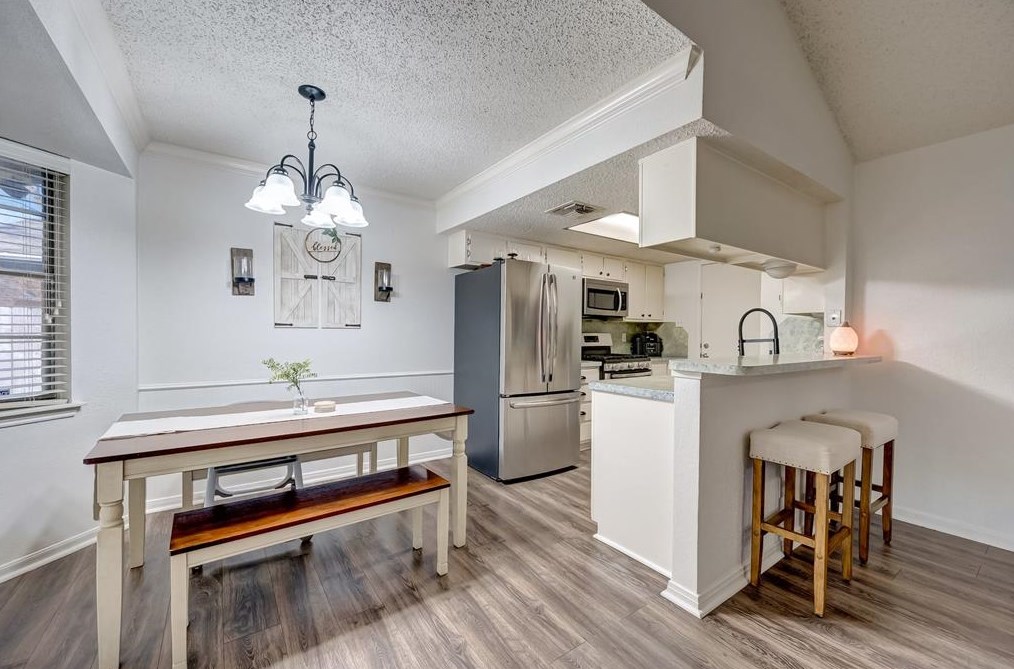 13123 Winding Wood Dr, Houston TX  77038-1742 exterior