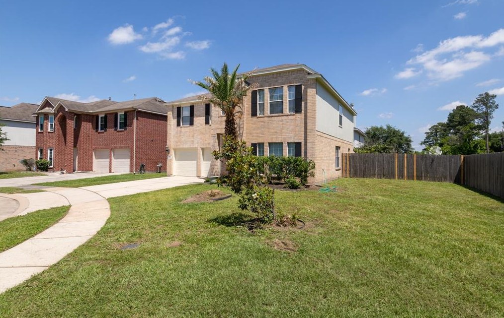 10402 Early Square Ct, Houston, TX 77070