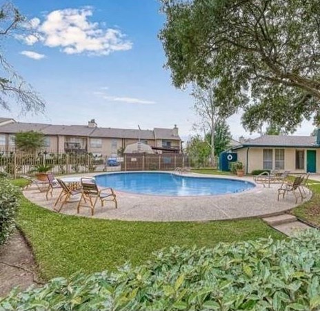 1516 Bay Area Blvd Apt P12, Houston, TX 77058
