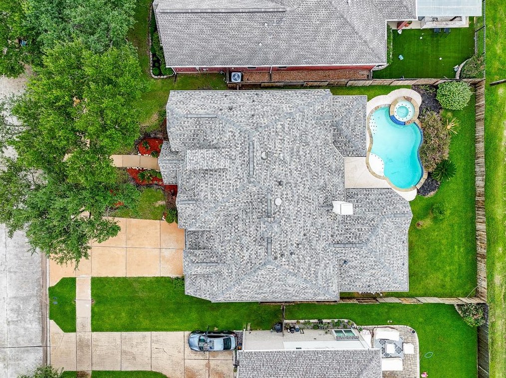 6611 Gable Wing Ln, Sugar Land, TX 77479