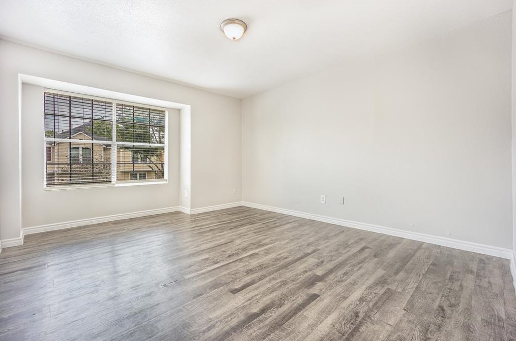 8047 Grow Ln #166, Houston, TX 77040