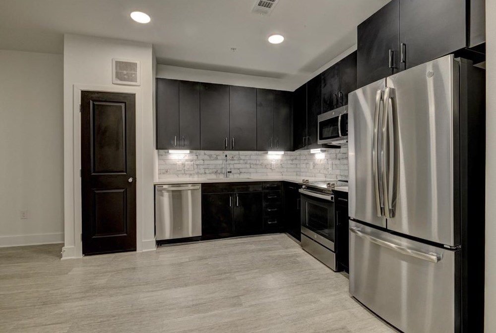 6400 Washington Ave #513, Houston, TX 77007