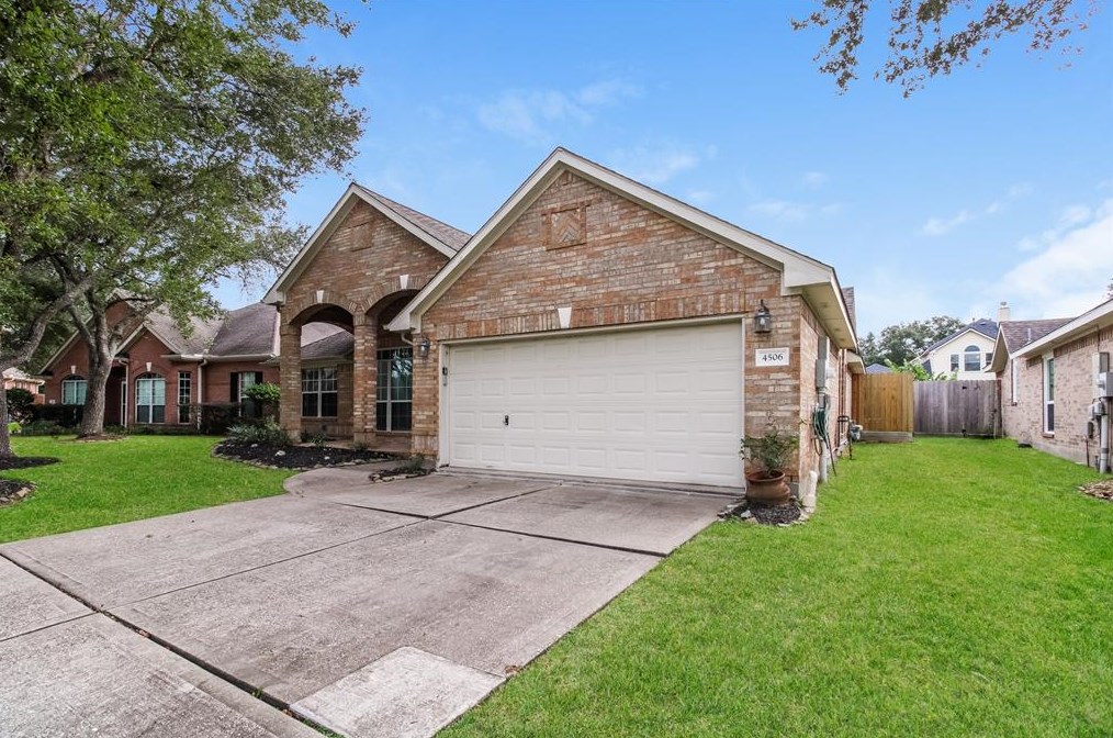 4506 Mansfield Park Ct, League City, TX 77573