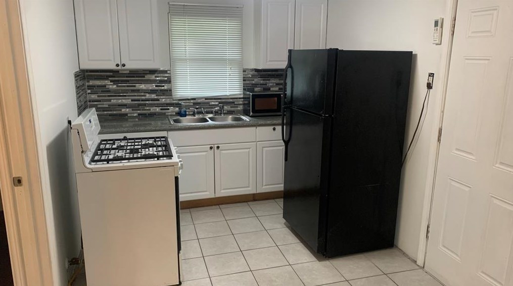 1514 14th St, Houston TX  77008-3722 exterior