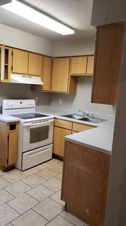 7201 Hallshire Dr #122, Houston, TX 77016
