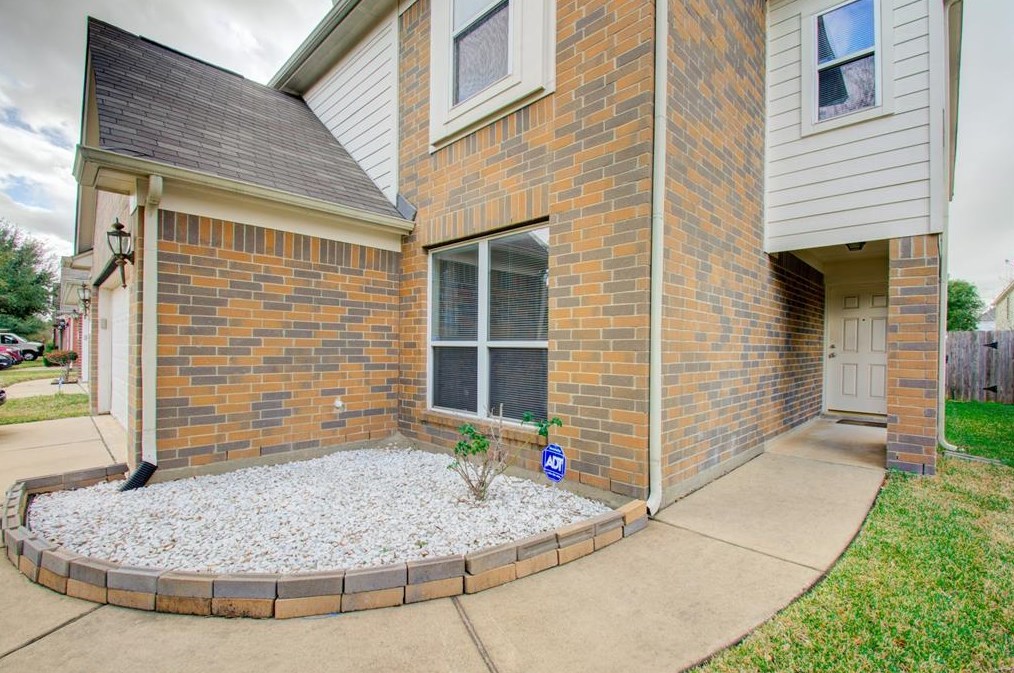 3511 Barkers Crossing Ave, Houston TX  77084-7635 exterior