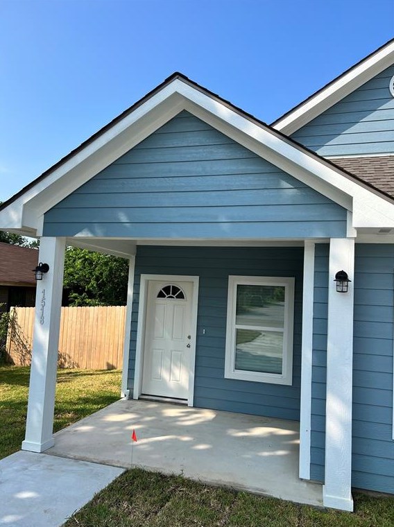 1518 Saunders St, Bryan, TX 77803