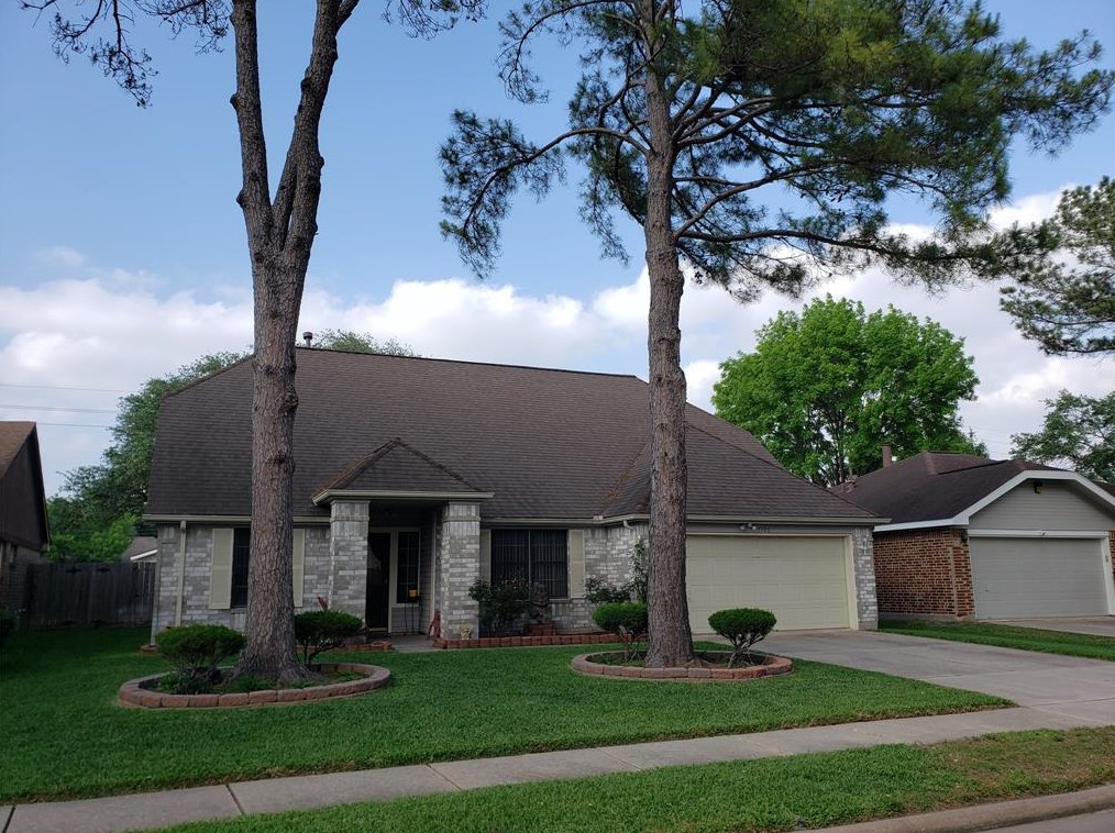 9106 Walnut Glen Dr, Houston TX  77064-9401 exterior