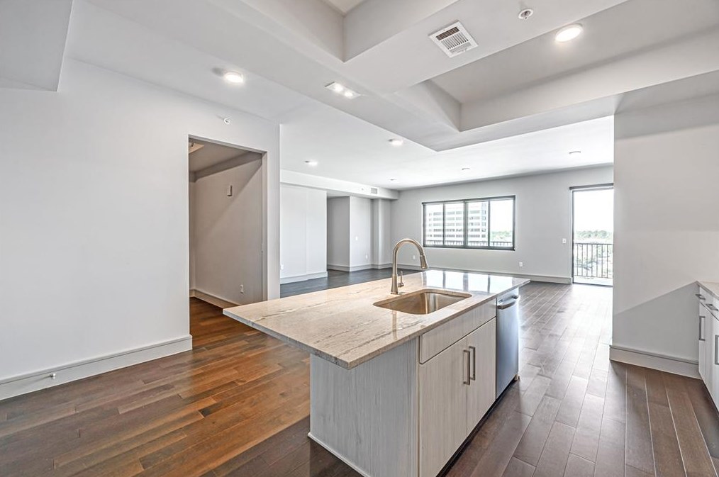 1414 Wood Hollow Dr #624, Houston, TX 77057