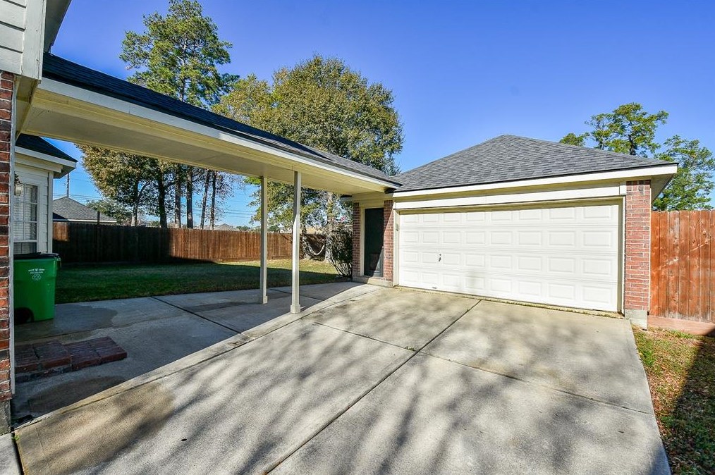 25126 Barmby Dr, Spring TX  77389-3248 exterior