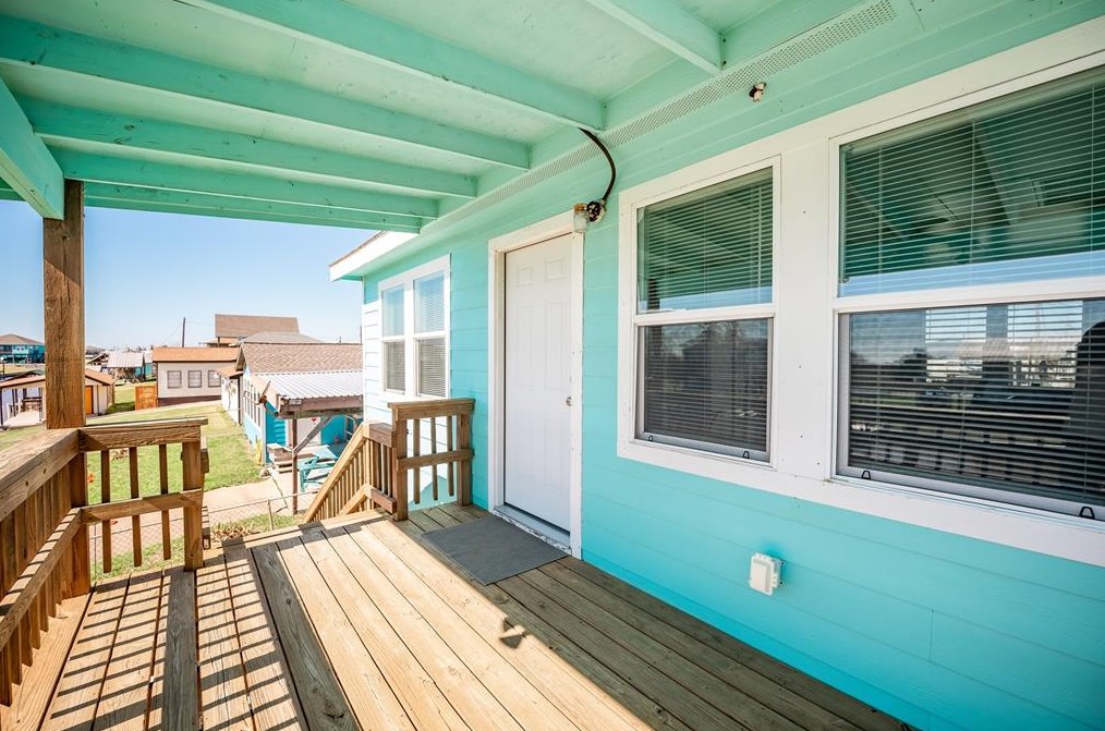 1278 County Road 202, Bay City, TX 77414-2202