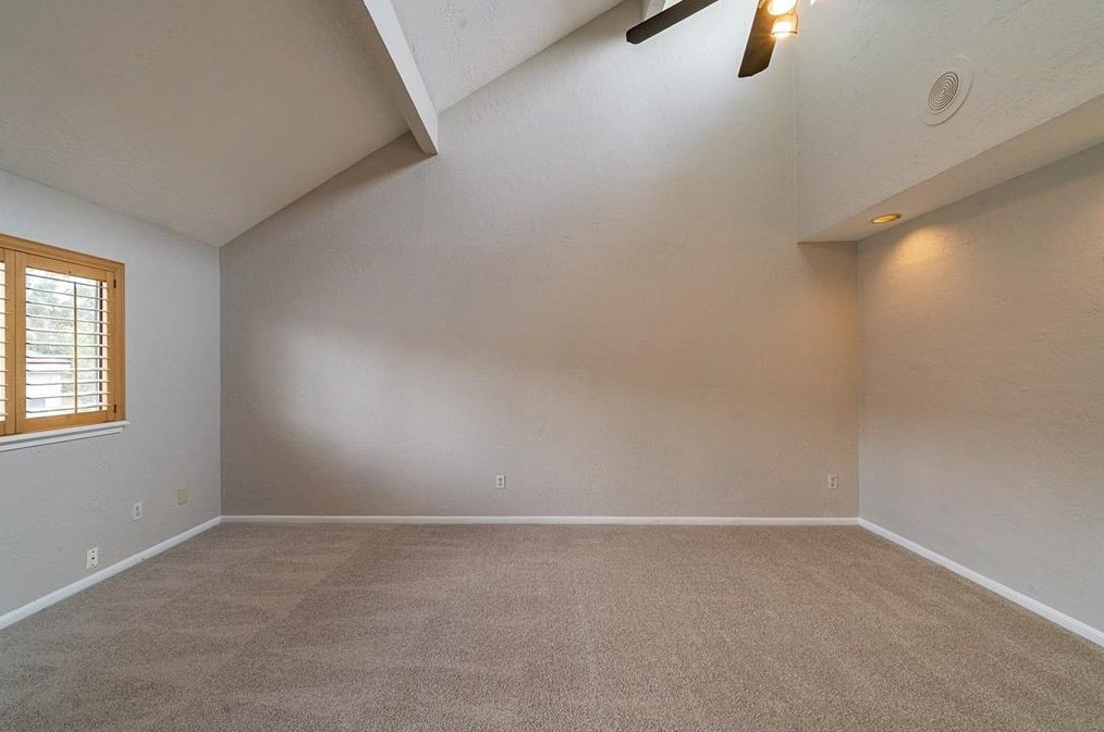 7602 Antoine Dr, Houston TX  77088-4203 exterior