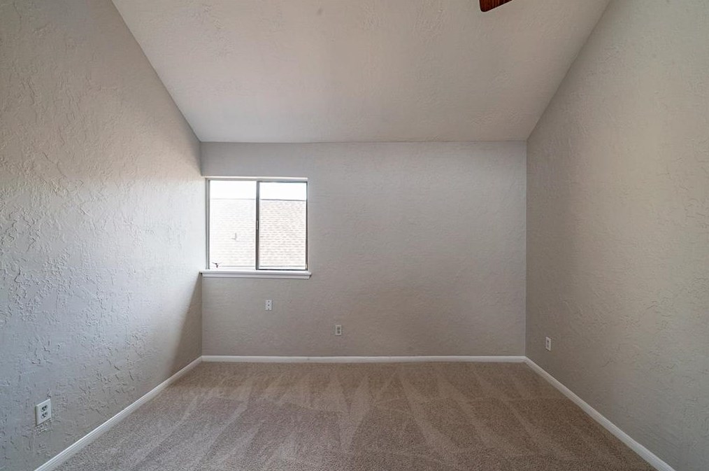 7602 Antoine Dr, Houston TX  77088-4203 exterior