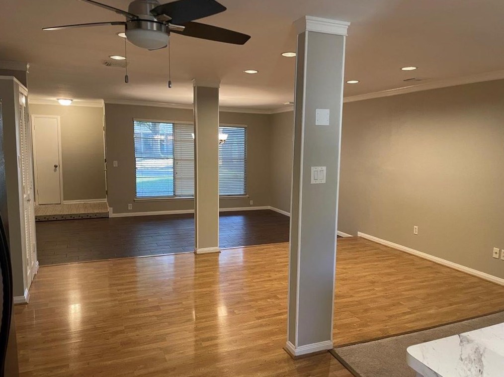 8207 Anacortes St, Houston TX  77061-3211 exterior