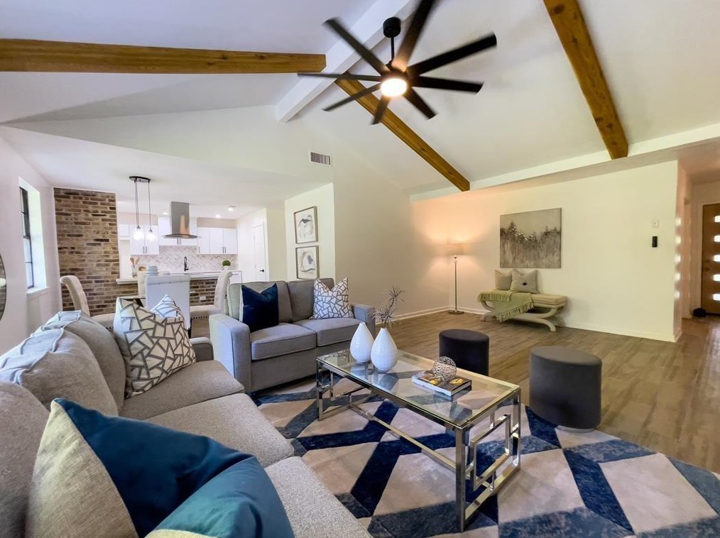 11914 Renwick Dr, Houston TX  77035-4354 exterior