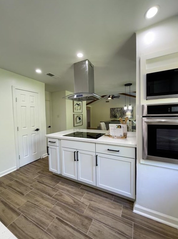 11914 Renwick Dr, Houston TX  77035-4354 exterior