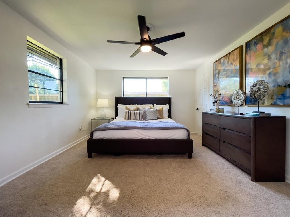 11914 Renwick Dr, Houston TX  77035-4354 exterior