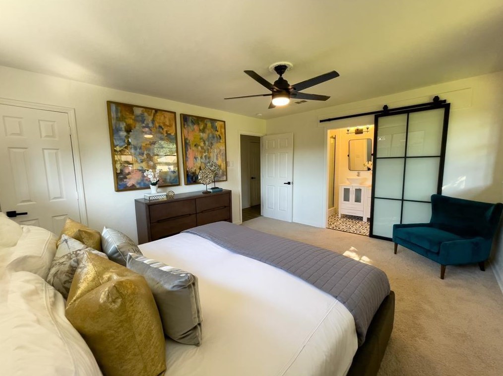 11914 Renwick Dr, Houston TX  77035-4354 exterior