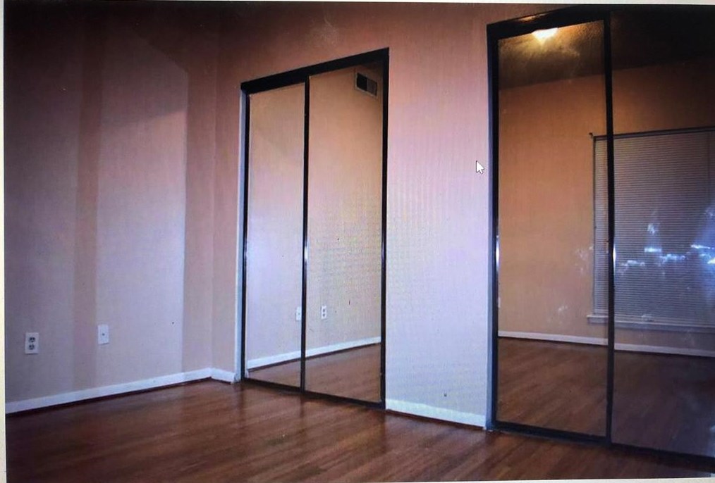 10855 Meadowglen Ln Apt 702, Houston, TX 77042