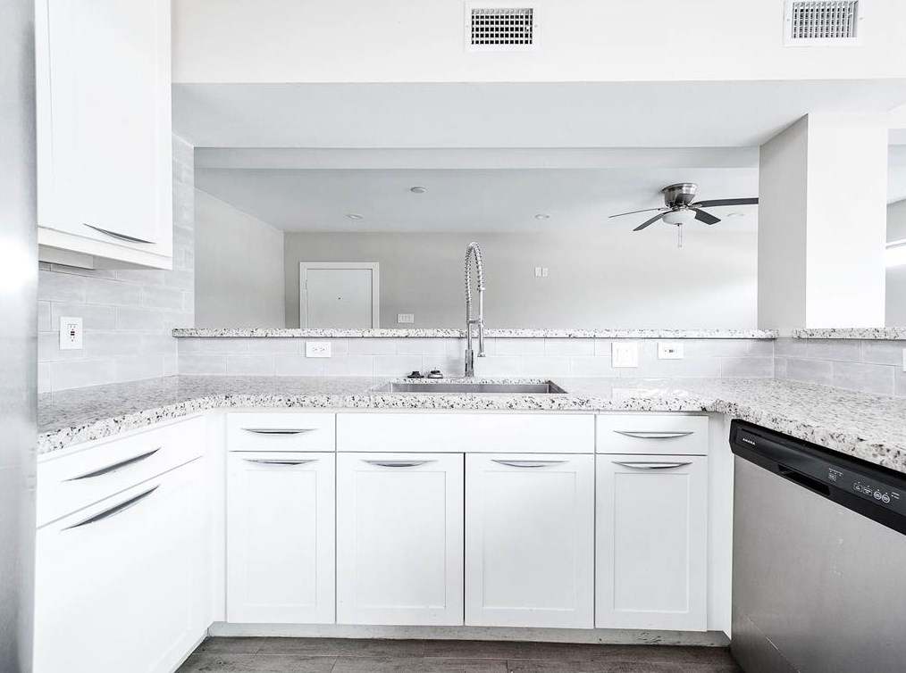 1301 Diez St, Houston, TX 77023-3634
