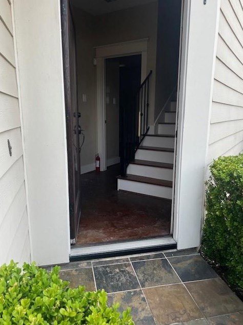 102 Riley Ln, Houston, TX 77003-1539