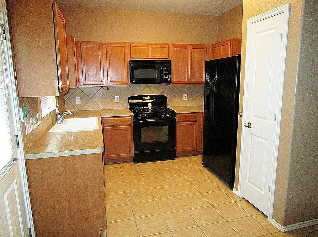 2210 Prairie Forest Tr, Spring, TX 77373