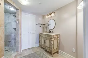 202 Rosenberg St, Galveston, TX 77550 - Photo 10