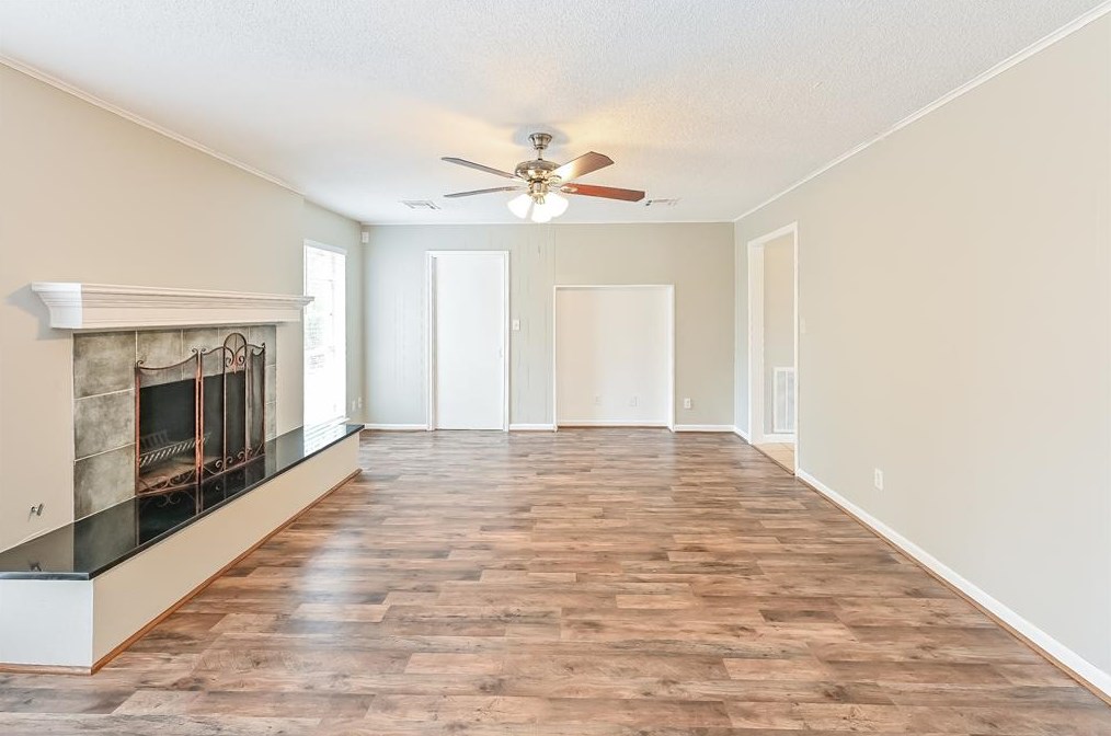 6607 Coral Ridge Rd, Houston TX  77069-3210 exterior