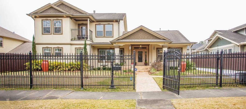 4708 Mckinney St, Houston, TX 77023-1230